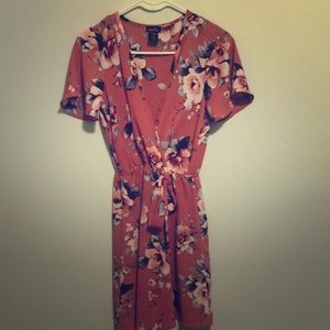 Short sleeve dress